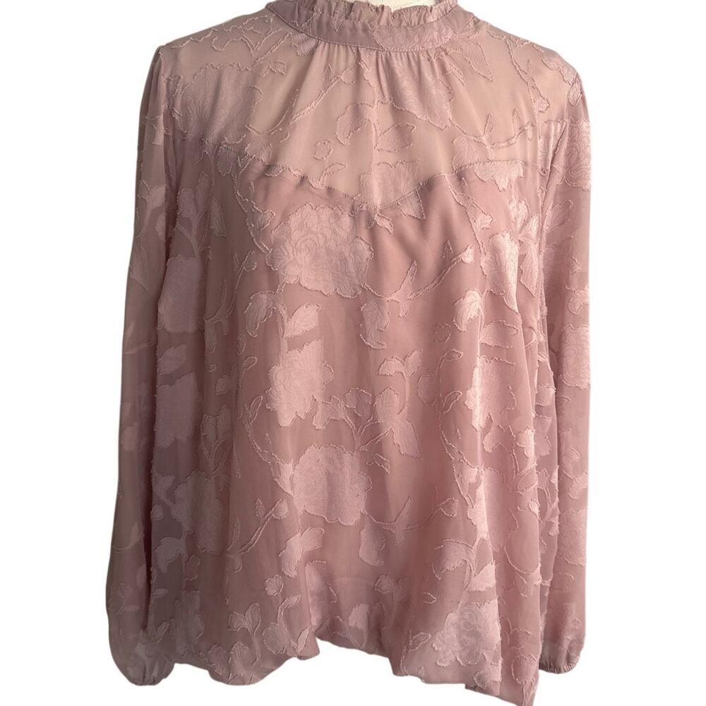 Torrid Light Romantic Pink Floral Jacquard Blouse -- Size 2 (2XL)